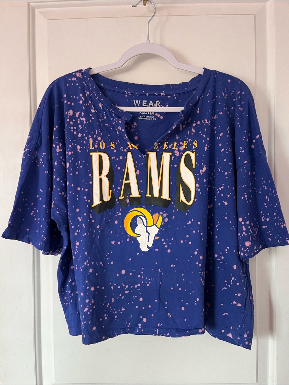 Los Angeles Rams Blue Graphic Tee with Pink Splatter
